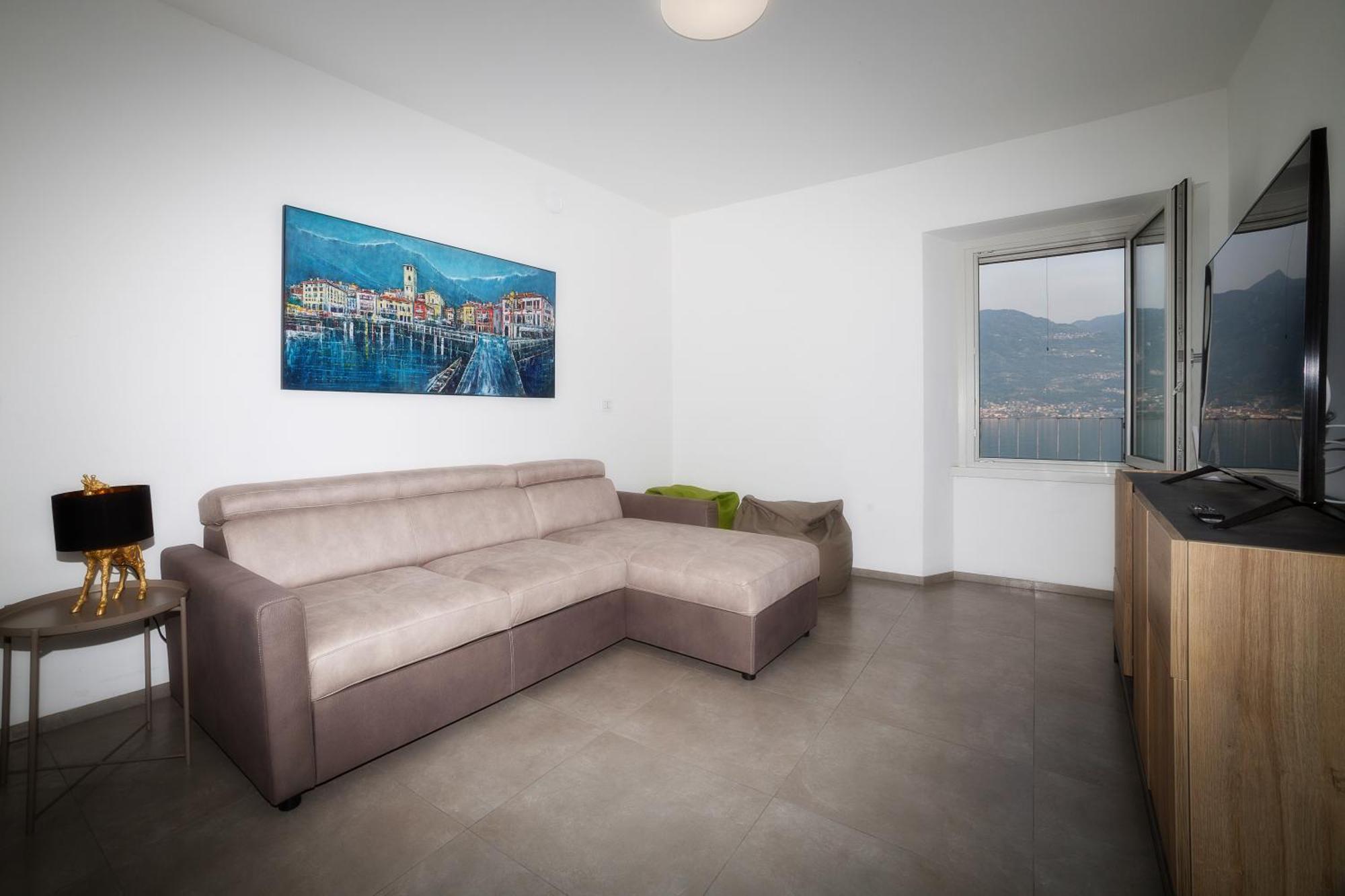 Lakefront Home Residenza Il Gallo In Riva Al Lago Pisogne Exterior photo
